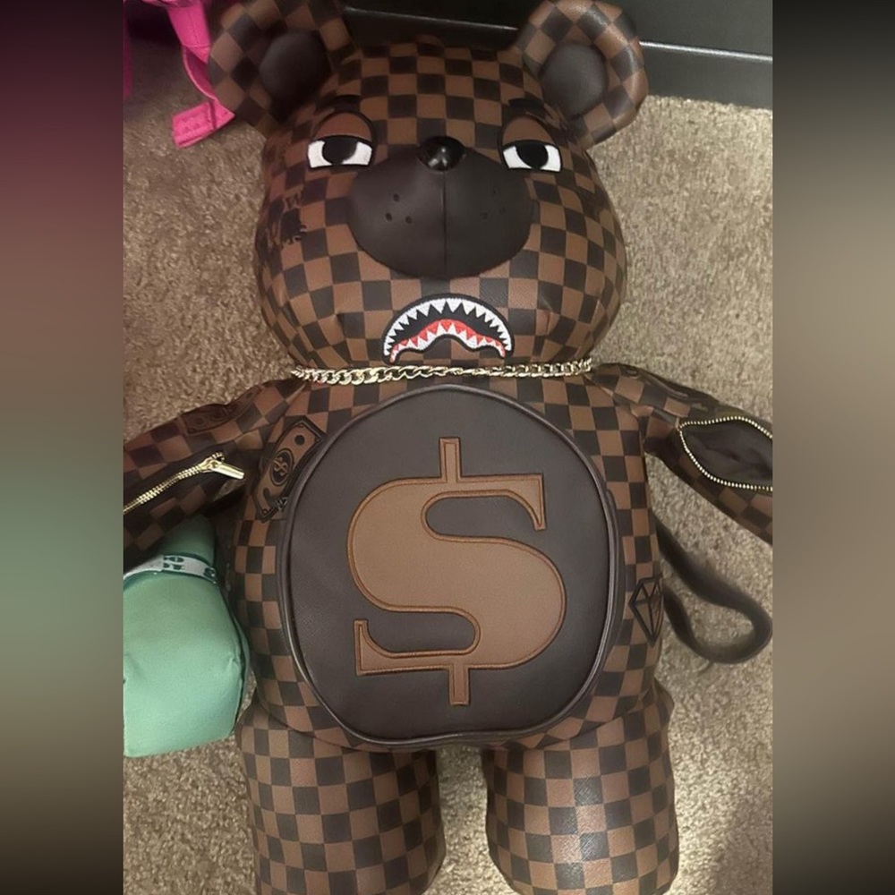 Spray ground back pack